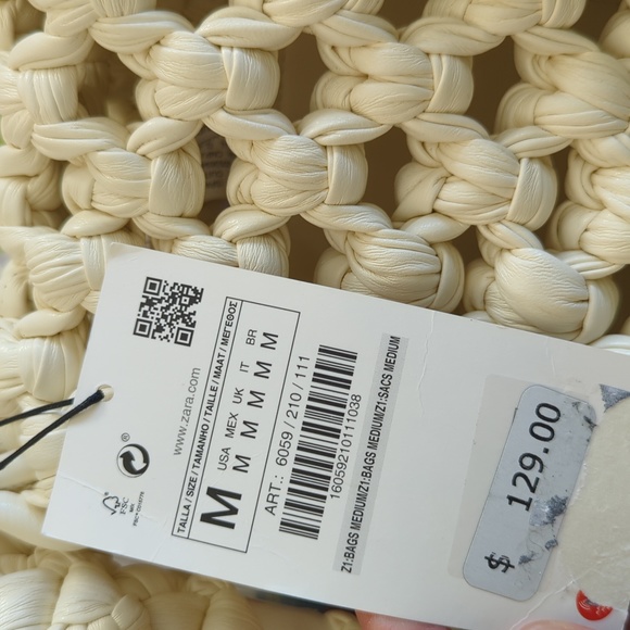 Zara $129 woven crossbody shoulder bag white - Picture 6 of 6